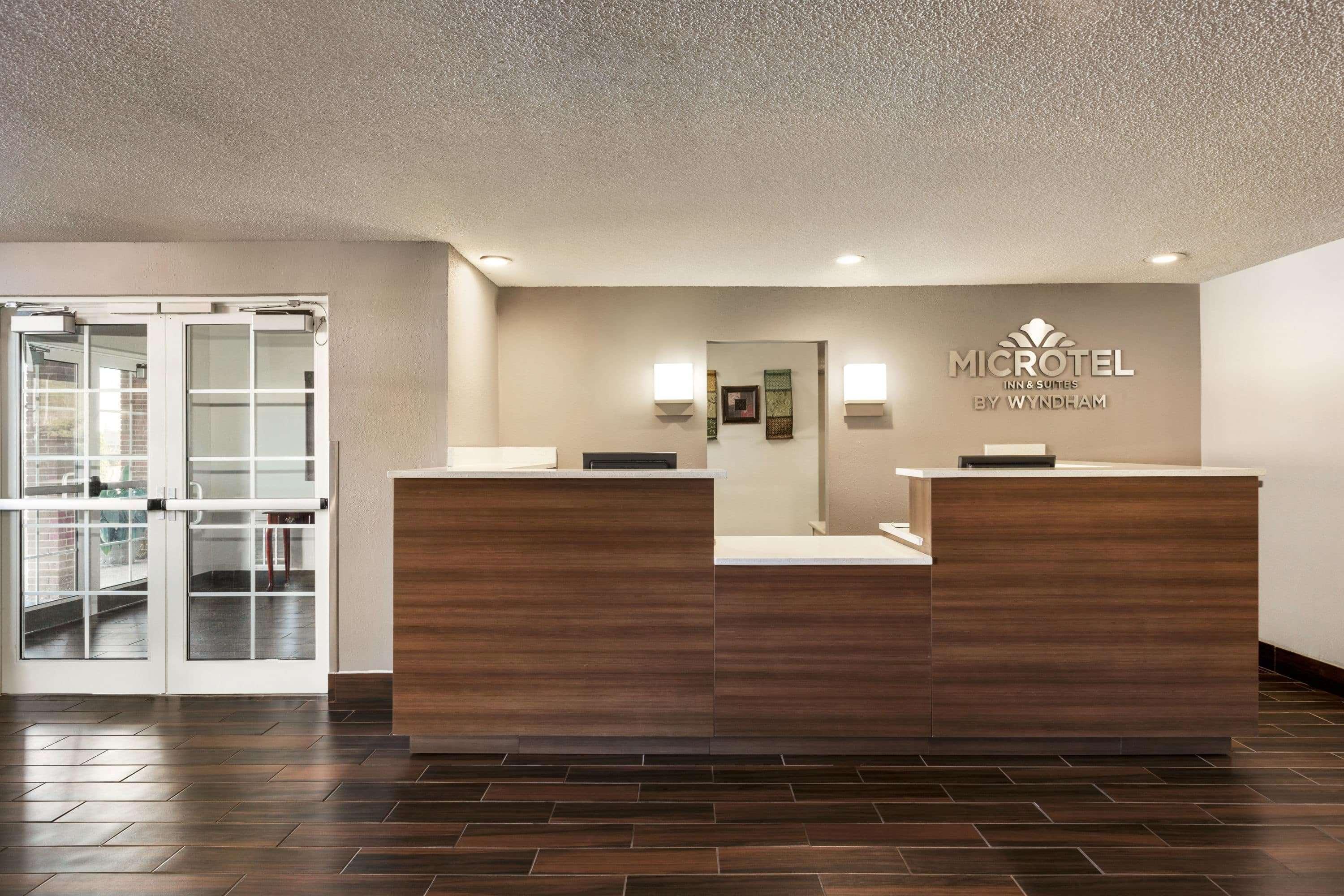 Microtel Inn & Suites By Wyndham Tifton Exterior photo